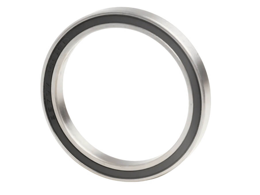 Close-up view of 6707-2RS deep groove raceway and pre-lubricated internal assembly for low maintenance operation